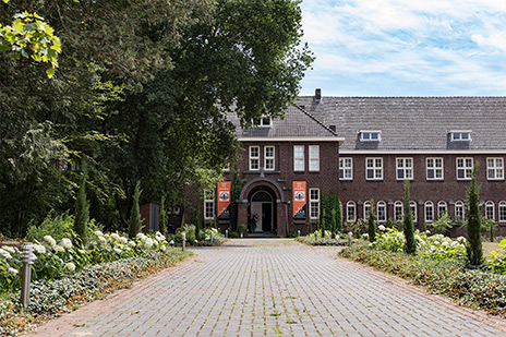 European Danda, Maria Hoop, Nederland